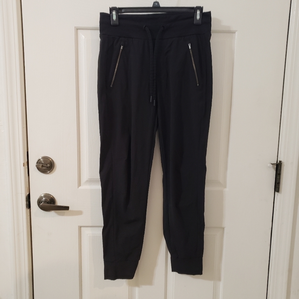 Athleta Size 0 Black Jogger Pants with Zipper Pockets - Picture 1 of 9